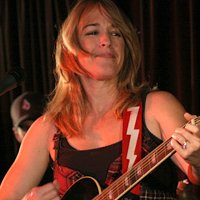 Kathleen Wilhoite Nue