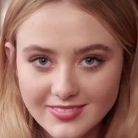 Kathryn Newton Nue