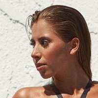 Kati Garnett Nue