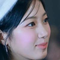 Kazuha Nakamura 中村 一葉 Nue