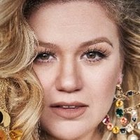 Kelly Clarkson Nue