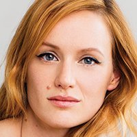 Kerry Bishé Nue