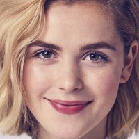 Kiernan Shipka Nue