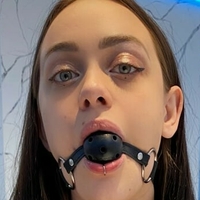 Kira Clark Nue