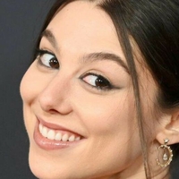 Kira Kosain Nue