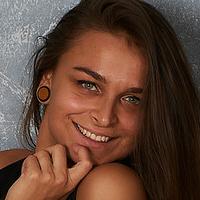 Kolozsi Rebeka Nue