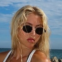 LaceyJaneBrown Nue