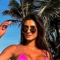 Larissa Dalpasquale Nue