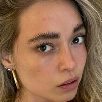 Larissa Schot Nue