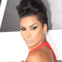 Laura Govan Nue