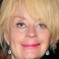 Lauren Harries Nue