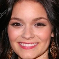 Lauren Leech Nue