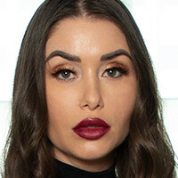 Lauura Marie Nue
