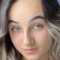 Lavinia Miranda Nue