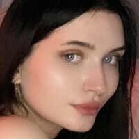 Lavri Nue