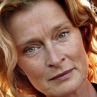 Lena Endre Nue