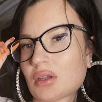 Leonie Privat Nue