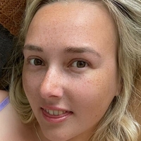 Lexi Kent Nue