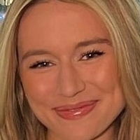 Lia Lewis Nue