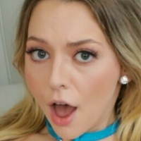 Lily Larimar Nue