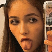 Lily Wichern Nue