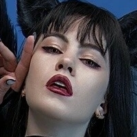 Lisyan Fox Nue