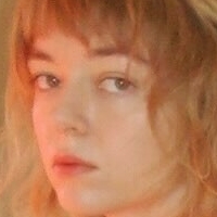 Livvy Bennett Nue