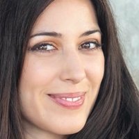 Liz Tabish Nue