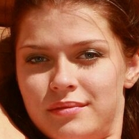 Liza J Nue