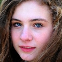 Lizzy DeClement Nue