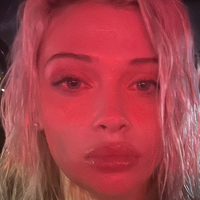Lola Visage Nue