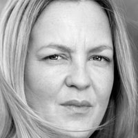 Lorraine Stanley Nue