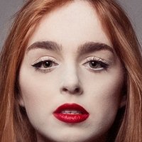 Louisa Connolly-Burnham Nue