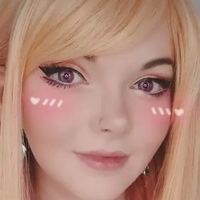 Louise Julie Nue