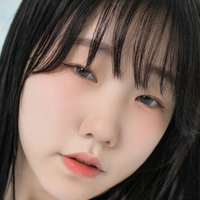 lovy._yeri Nue