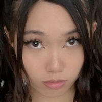 Lucy Mochi Nue