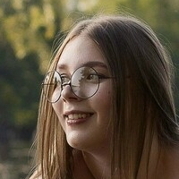 lucylaistner Nue