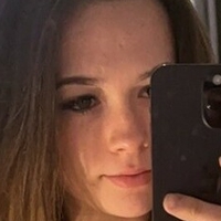 lucylurkss Nue