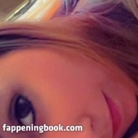 Maci Jones Nue
