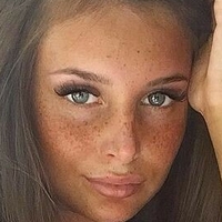 Maddy Cheary Nue