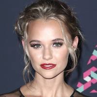 Madison Iseman Nue