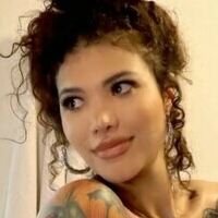marcelaguzmanz Nue