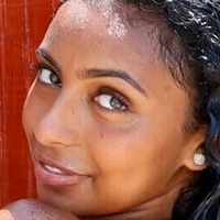 Mariahellie Nue
