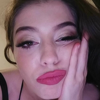 marikof18 Nue