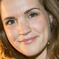 Marly Van Der Velden Nue