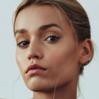 Masha Melnyk Nue