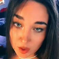 Maya Jakubowski Nue