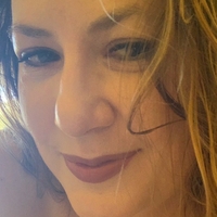 Maya Vakker Nue