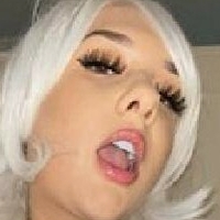 Me.Shainarae Nue