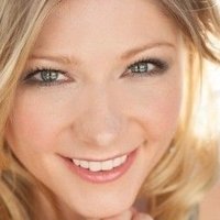 Megan Albertus Nue